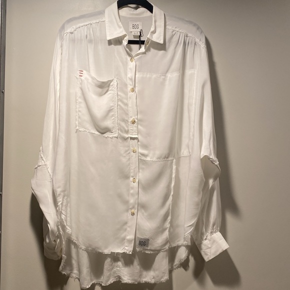 BDG Urban Outfitters Button Down, Oversized White Flowy Shirt. With Raw Hem. - Picture 1 of 7